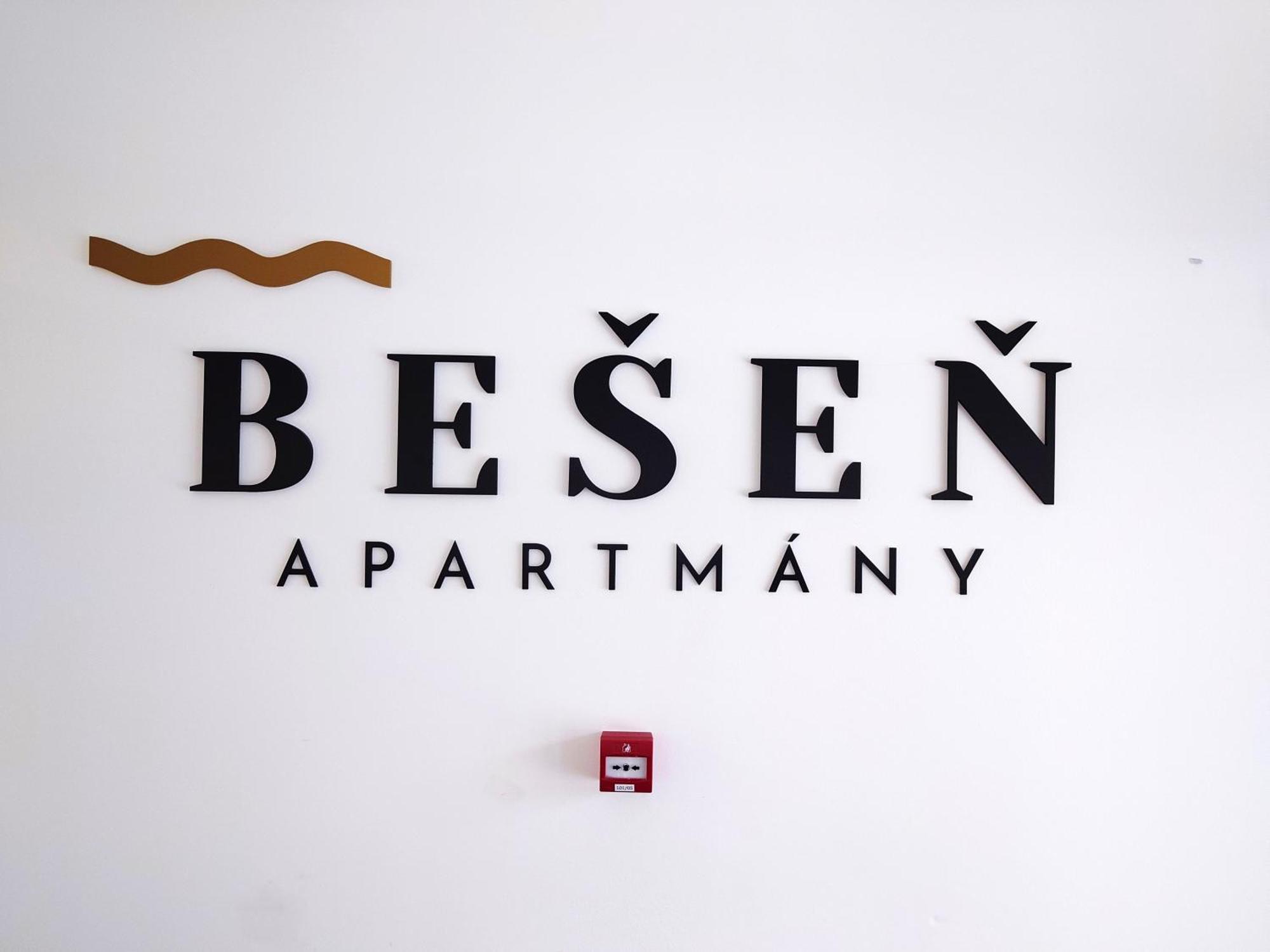 Apartman Nad Riekou Bešeňová المظهر الخارجي الصورة