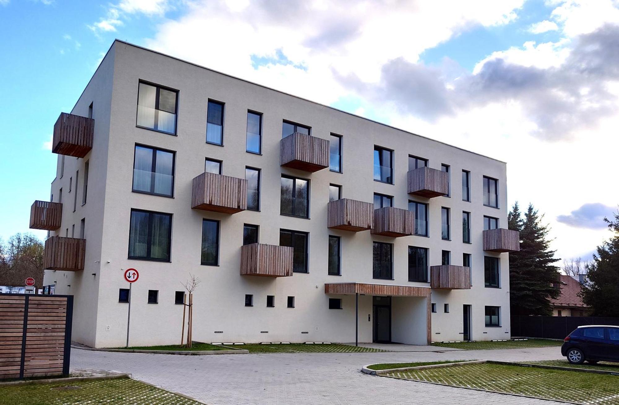 Apartman Nad Riekou Bešeňová المظهر الخارجي الصورة
