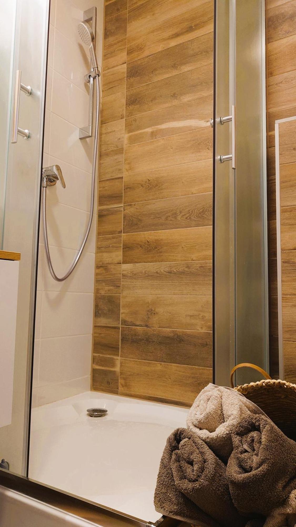 Apartman Nad Riekou Bešeňová المظهر الخارجي الصورة